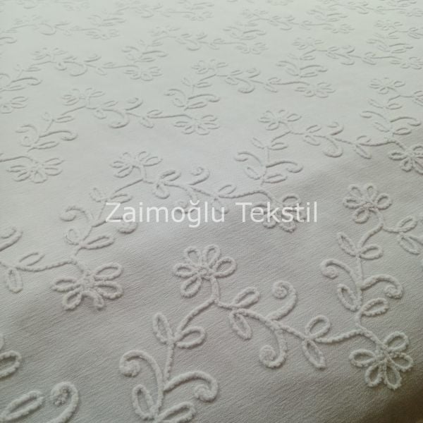 Hera Pike ( Nakışlı Şönil )