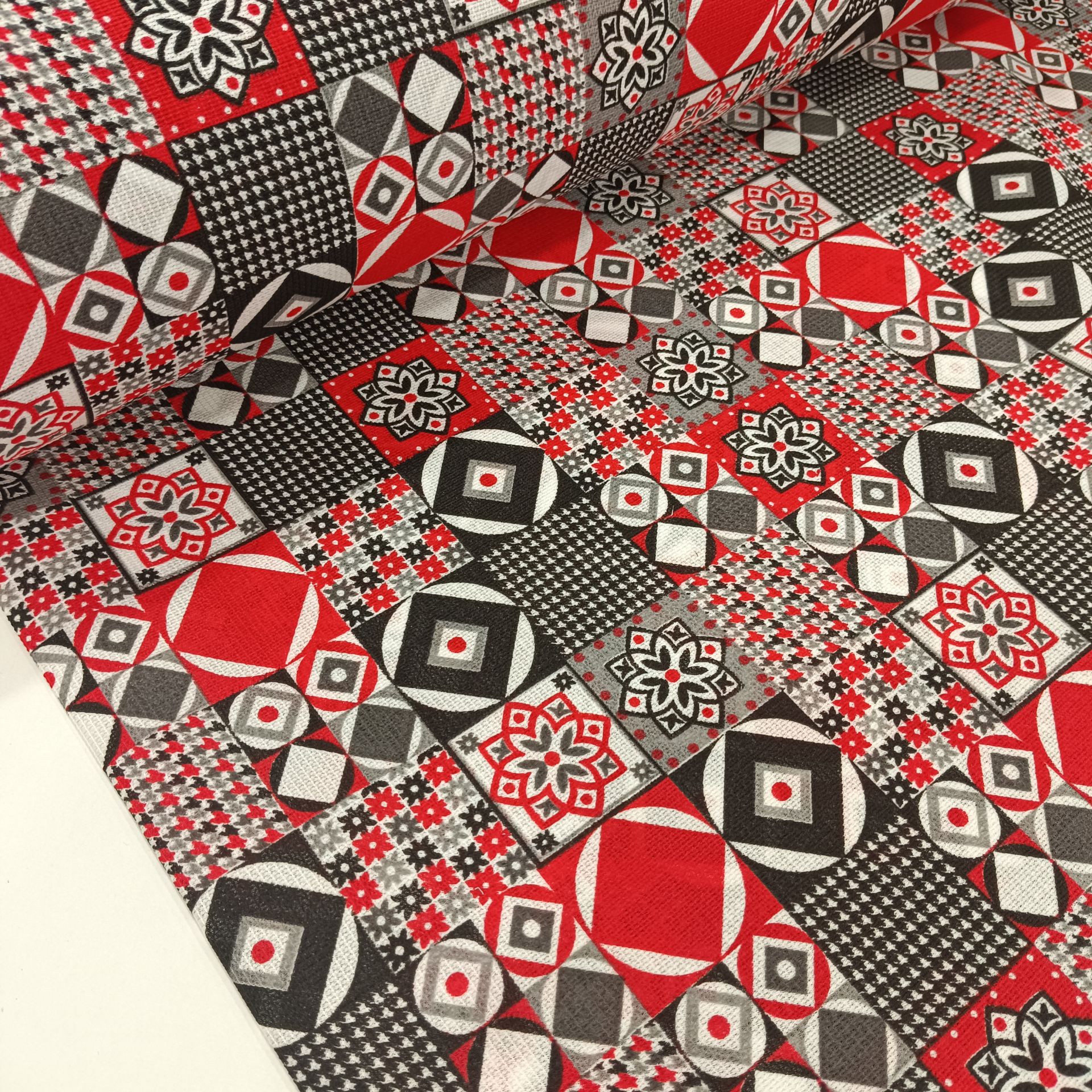 Geometrik Desen Raşel Kumaş