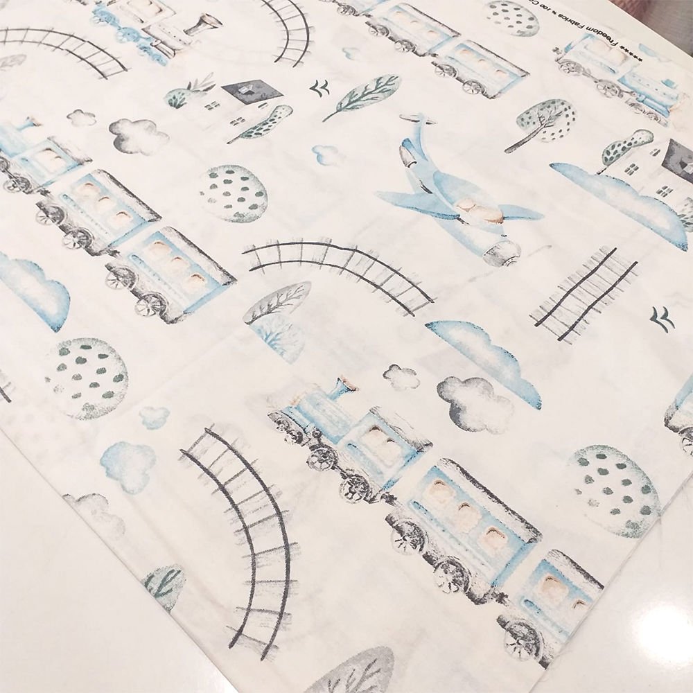 Tren ve Uçak Desenli Poplin Kumaş