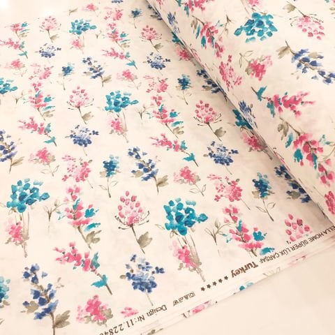 Çiçek Desenli Poplin Kumaş