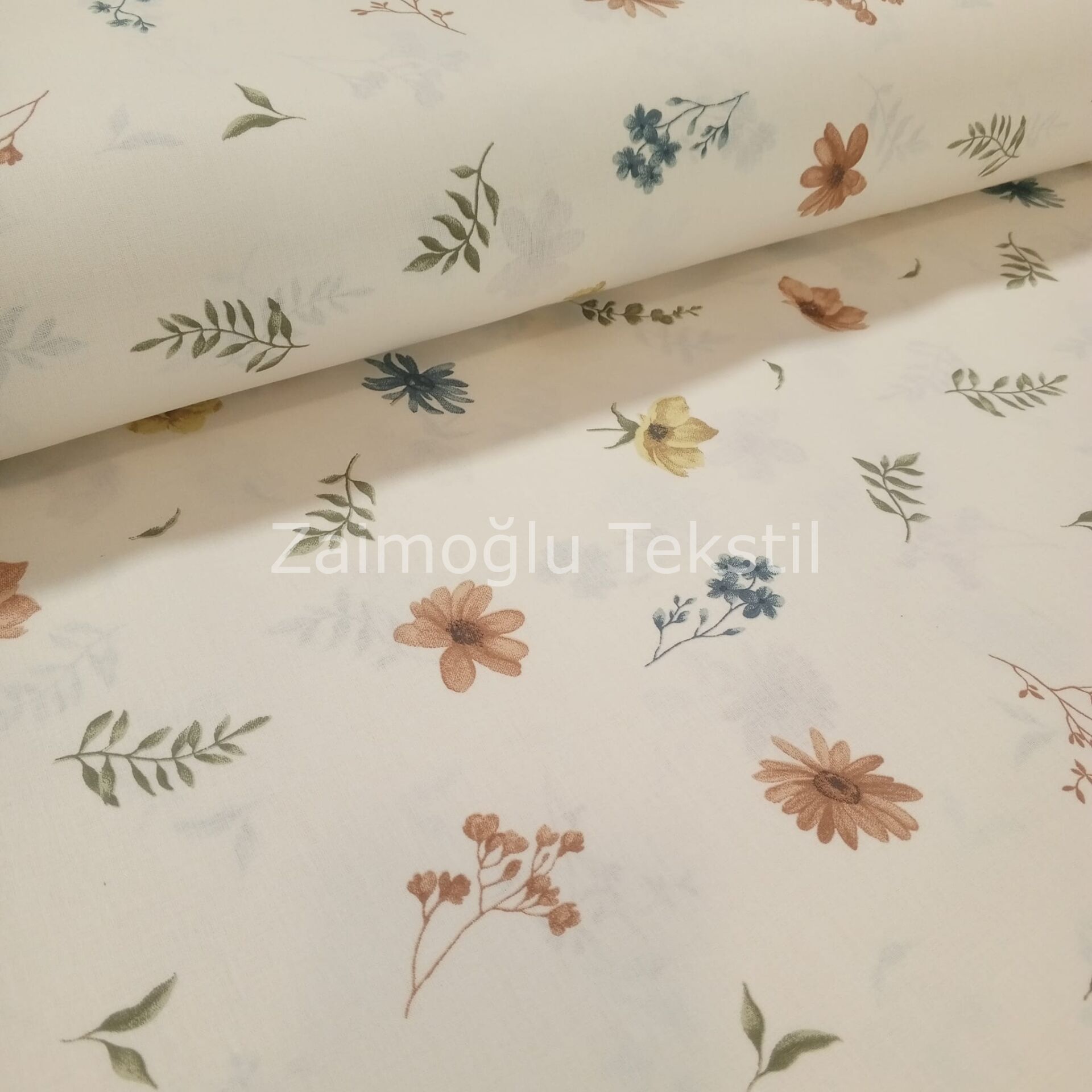 Çiçek Desen Poplin Kumaş