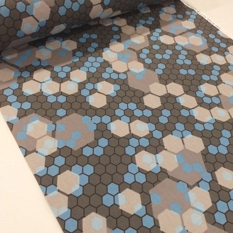 Bal Peteği Desen Poplin Kumaş