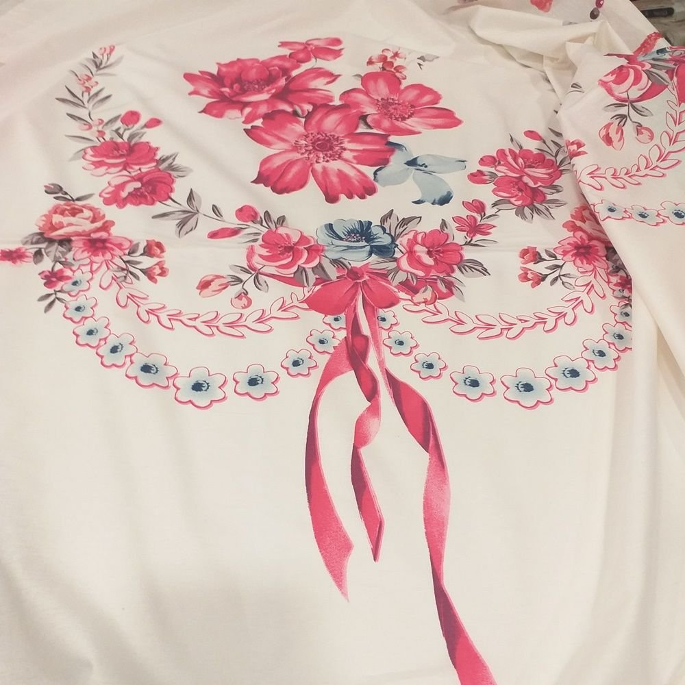 Çiçek Desenli Poplin Kumaş